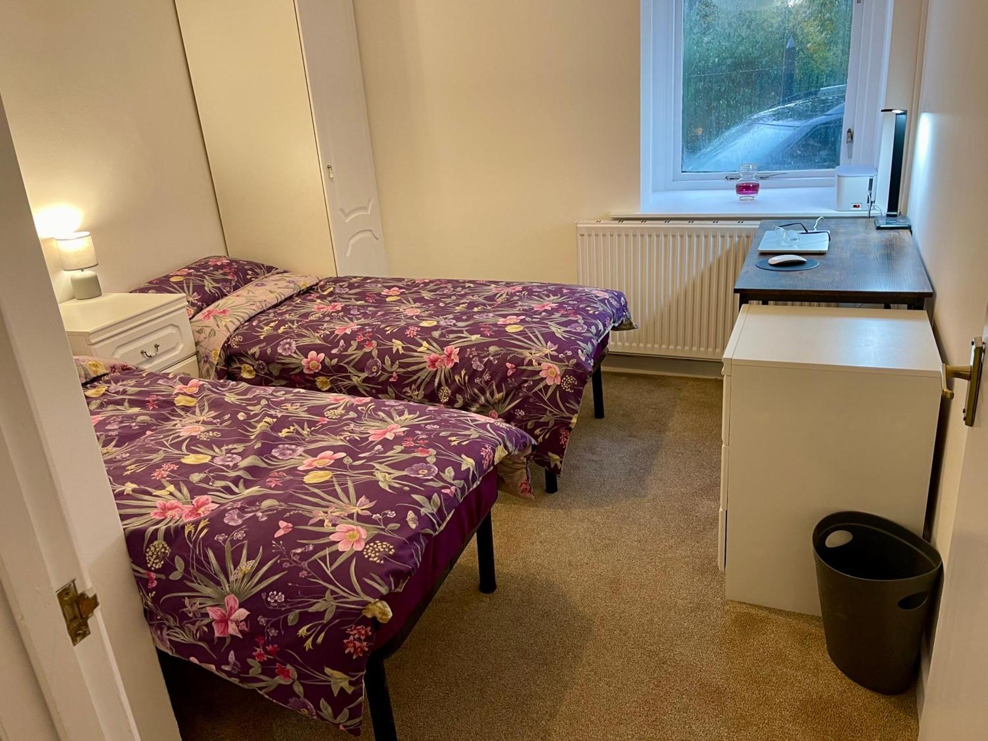 Vernon Place Town Centre, Vernon Cottage 3-Bed With Parking, 1A Vernon Court 2-Bed With Parking, 1B Studio No Parking, Off The High Street Next To Sandford Park Челтенхам Экстерьер фото